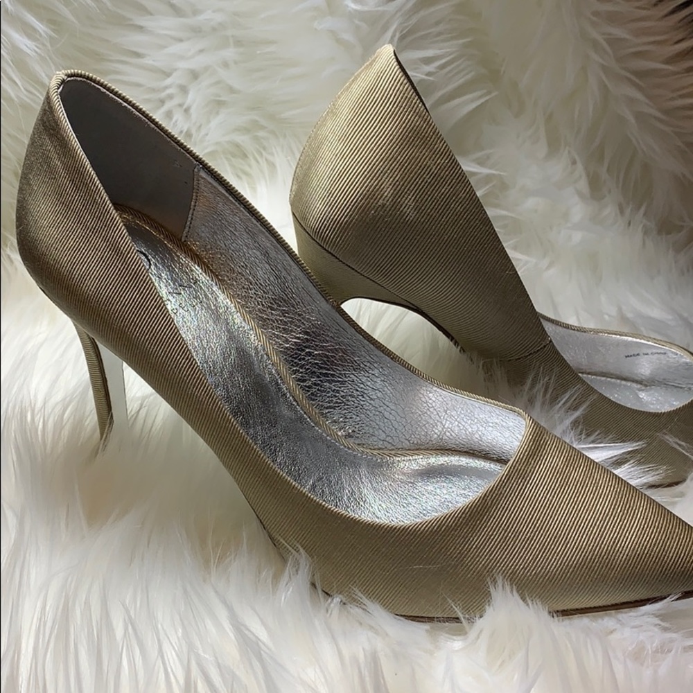 💚 Adrianna Papell Textured Nude Heels Size 8 M